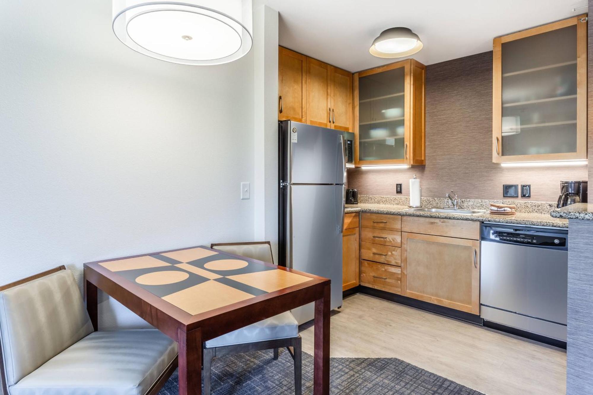 Residence Inn Дълут Екстериор снимка