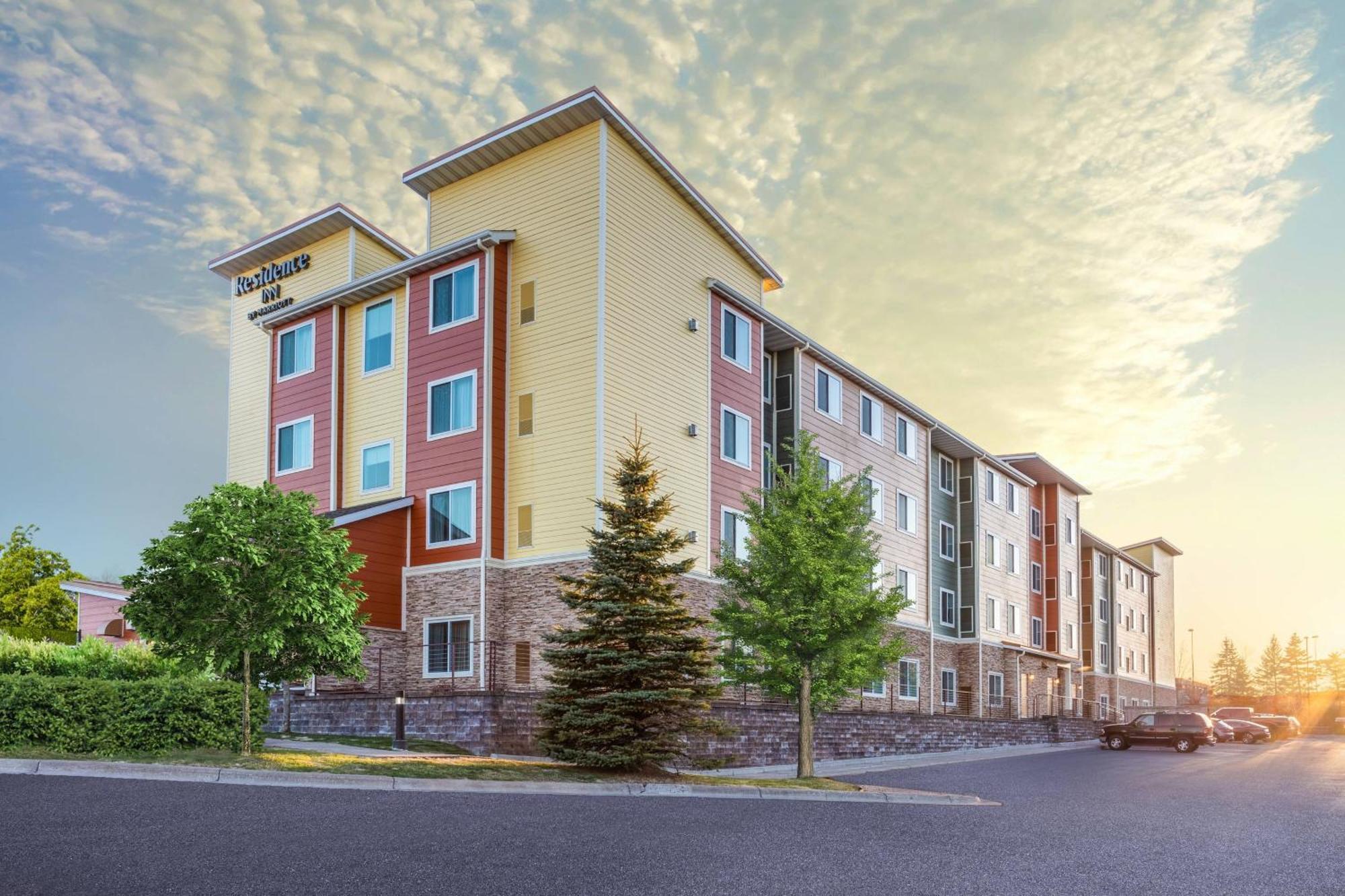 Residence Inn Дълут Екстериор снимка