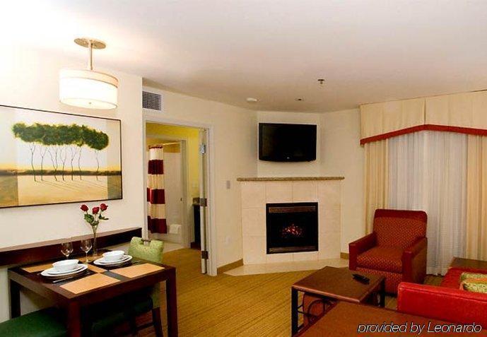 Residence Inn Дълут Екстериор снимка