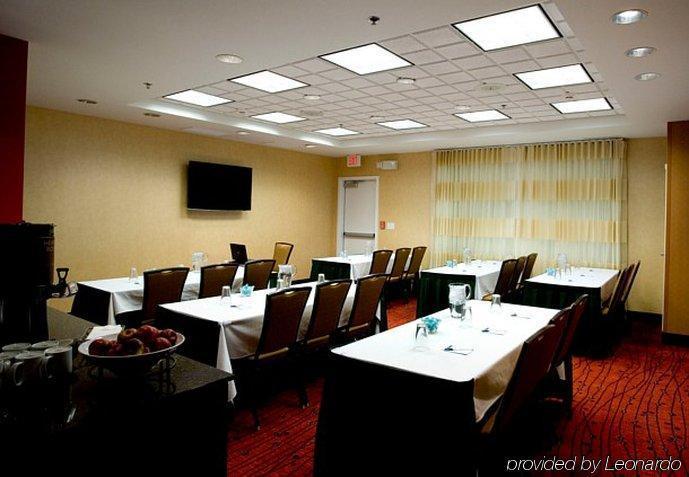 Residence Inn Дълут Екстериор снимка